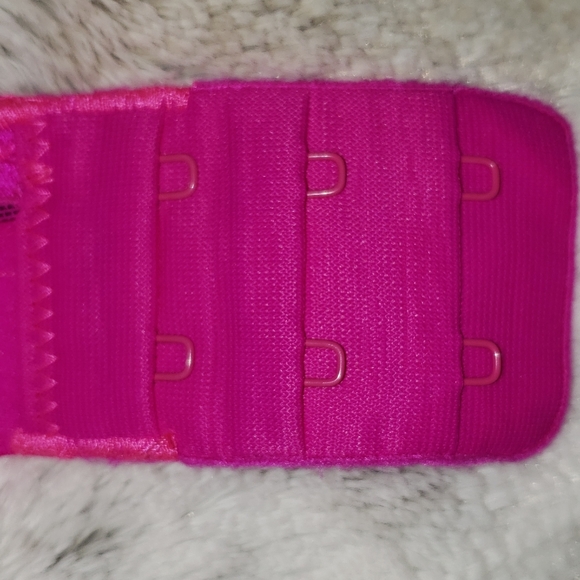 Victoria's Secret bra - Picture 6 of 7